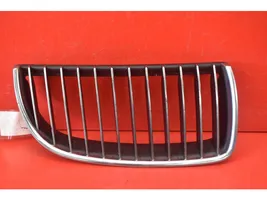 BMW X3 E83 Grille de calandre avant 7120008