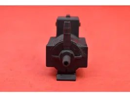 BMW 3 E46 Vacuum valve 1742712