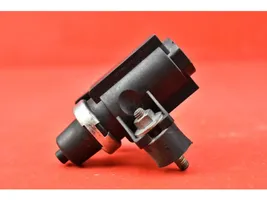 BMW X3 E83 Vacuum valve 2247906