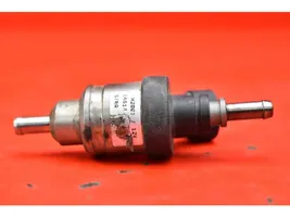 BMW 5 E39 Injecteur de carburant 67R-010213