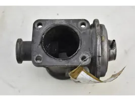 BMW 5 E39 EGR valve 7785452