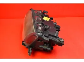 BMW 3 E36 Lampa przednia 8361947