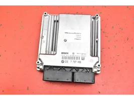 BMW 1 E81 E87 Unité de commande, module ECU de moteur 7797496