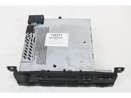 BMW 3 E36 Radio/CD/DVD/GPS-pääyksikkö 6902657