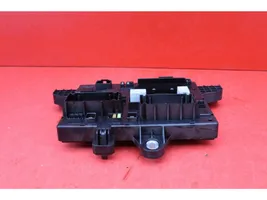 Opel Astra J Set scatola dei fusibili 13449201