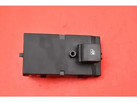 Opel Astra J Electric window control switch 13301886