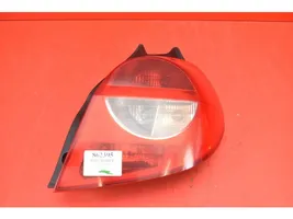 Renault Clio III Luz trasera/de freno 8200828851