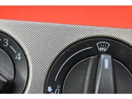 Volkswagen PASSAT B5 Gaisa kondicioniera / klimata kontroles / salona apsildes vadības bloks (salonā) 1J0820045E