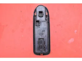 Citroen C5 Electric window control switch 96660258XT