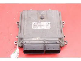 Volvo V70 Блок управления двигателем ECU 30729826A