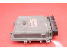 Volvo V70 Блок управления двигателем ECU 30729826A