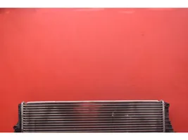 Volvo V70 Radiateur de refroidissement T82527A