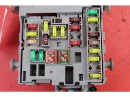 Opel Astra H Fuse box set 13222786