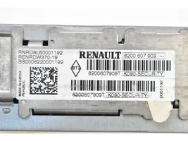 Renault Laguna II Radio/CD/DVD/GPS head unit 8200607909