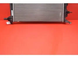 Renault Megane III Radiateur de refroidissement 637647