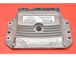 Renault Megane II Unité de commande, module ECU de moteur 8200387138