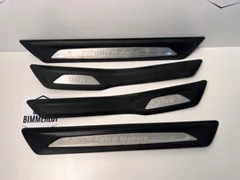 BMW 3 F30 F35 F31 Комплект обшивки порога (внутренний) 