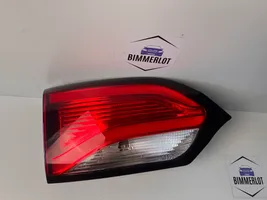 Chrysler Pacifica Tailgate rear/tail lights 