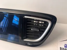 Chrysler Pacifica Screen/display/small screen 