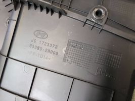 Hyundai i30 Takaoven verhoilu 83380-2R000