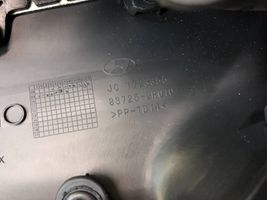 Hyundai i30 Takaoven verhoilu 83380-2R000