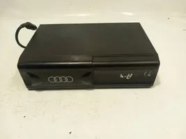 Audi A4 S4 B5 8D CD/DVD-vaihdin 8D9035111