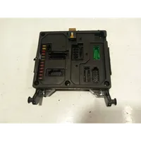 Ford Galaxy Ramka / Moduł bezpieczników s110730300