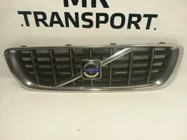 Volvo V70 Etupuskurin ylempi jäähdytinsäleikkö 31255500