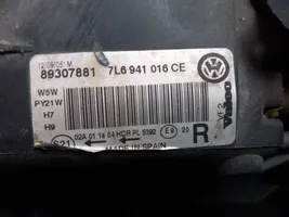 Volkswagen Touareg I Lampa przednia 7L6941016CE
