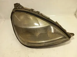 Mercedes-Benz A W168 Lampa przednia A1688200261