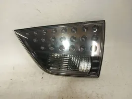 Mitsubishi Outlander Luci posteriori del portellone del bagagliaio a046017