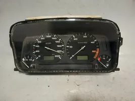Volkswagen Golf III Speedometer (instrument cluster) 87001323