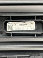 Mercedes-Benz S W223 Déflecteur d'air de radiateur de refroidissement A2235000300