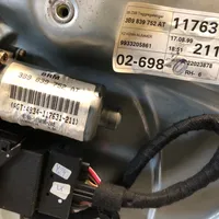 Volkswagen PASSAT B3 Elektryczny podnośnik szyby drzwi tylnych 3B9839656C