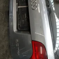 Audi A4 S4 B7 8E 8H Portellone posteriore/bagagliaio 8E9827023P