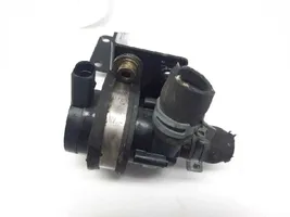 Volkswagen Touareg I Pompe de circulation d'eau 7L0965561