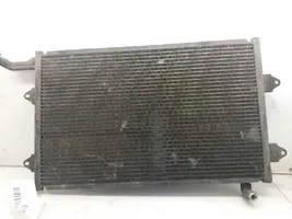 Volkswagen Golf III Radiatore di raffreddamento A/C (condensatore) 1H1820413A