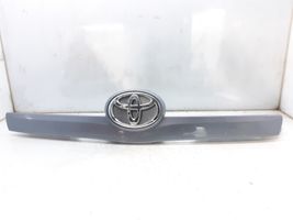 Toyota Verso Valmistajan merkki/logo/tunnus 768110F050