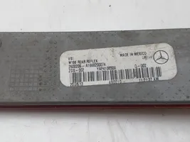 Mercedes-Benz ML W164 Reflector delantero A1668200074