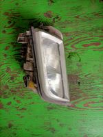 Mercedes-Benz C W202 Lampa przednia A2028202361