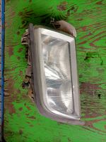 Mercedes-Benz C W202 Lampa przednia A2028202361