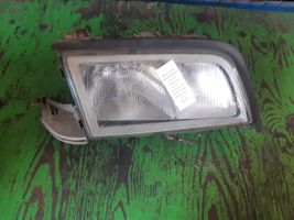 Mercedes-Benz C W202 Lampa przednia 0301082204