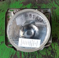 Volkswagen Golf II Lampa przednia 02416R20