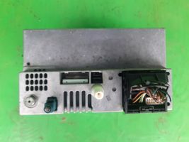 Ford Mondeo Mk III Radio/CD/DVD/GPS-pääyksikkö  3S7T18K931CB