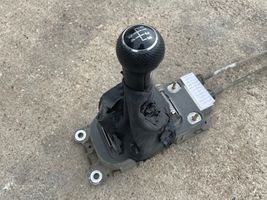 Volkswagen Golf IV Gear selector/shifter in gearbox 