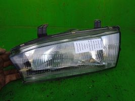 Subaru Legacy Lampa przednia 