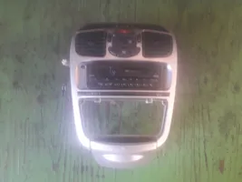 Lancia Y10 Cadre, panneau d'unité radio / GPS 