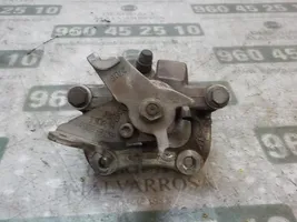 Renault Megane III Support d'étrier arrière 440018805R