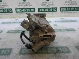 Ford Focus C-MAX Compressore aria condizionata (A/C) (pompa) 2100870