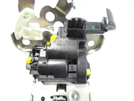 Audi Q3 8U Blocco chiusura del portellone 8R0827505